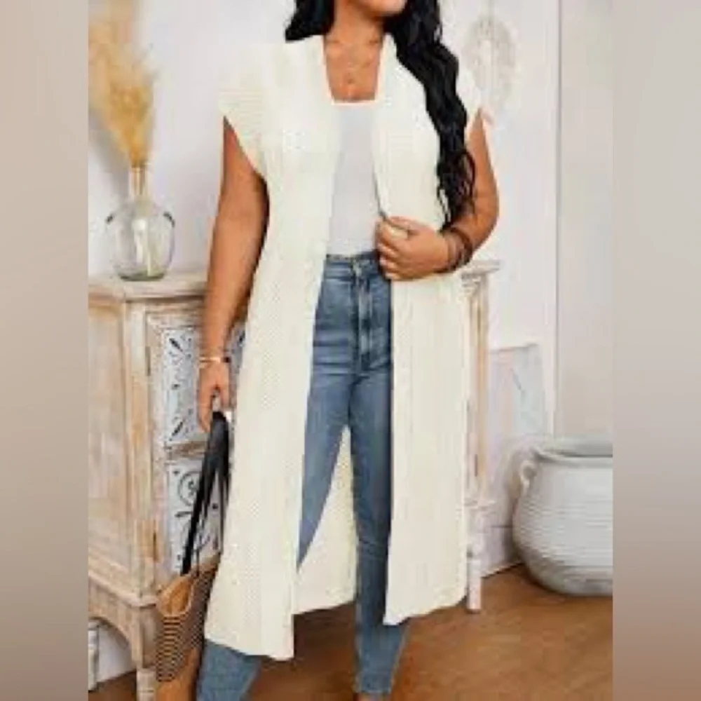 Almost Famous White Faux Floral Accent